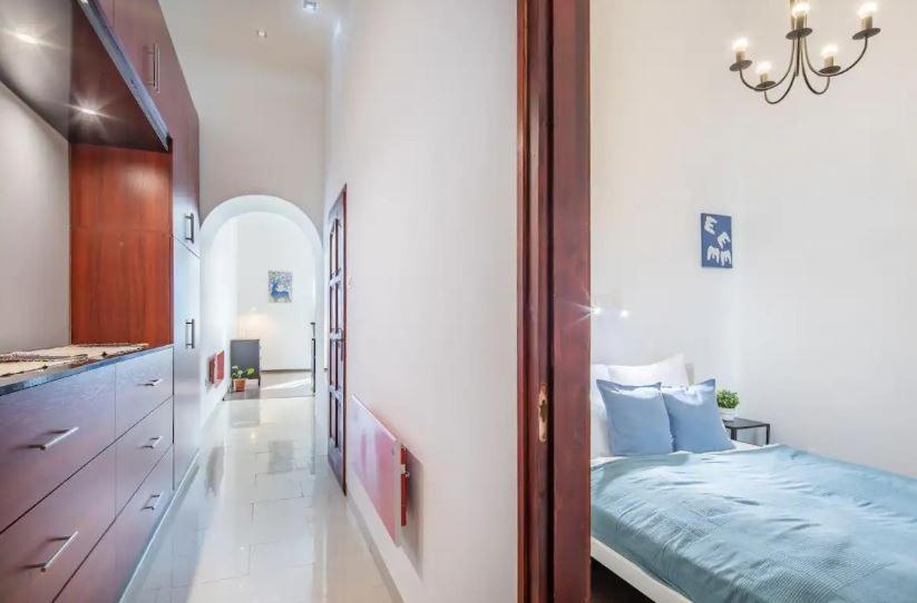 Buda Royal Castle 2 Double Beds Private Apartment Budapest Bagian luar foto